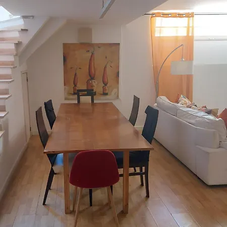 Com Wc Privativa Em Telheiras, * Lisboa